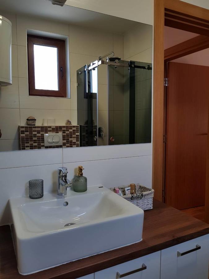 Apartment F&a